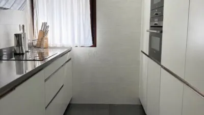 Apartment in Amorebieta photo 6