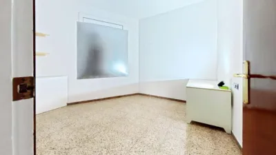 Flat in Torrelles de Llobregat photo 2