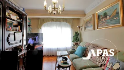 Apartment on Calle de Gerona photo 13