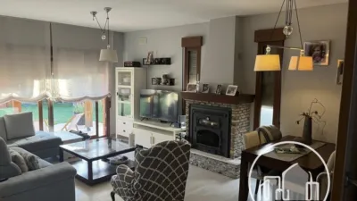 Chalet en Chalet Independiente en Venta en Villarcayo. photo 6