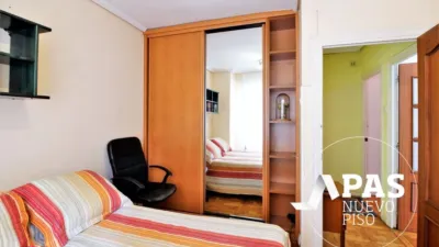 Apartment on Calle de los Floranes photo 5