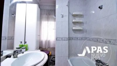 Apartment on Calle de los Floranes photo 9