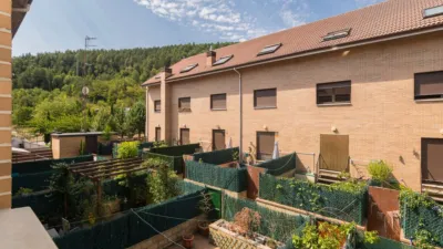 Semi-detached house in Arre photo 41