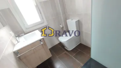 Apartment with Bar Frontage in Medina de Pomar photo 4