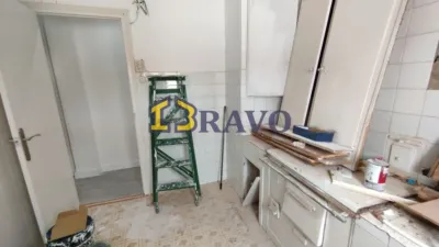 Apartment with Bar Frontage in Medina de Pomar photo 9
