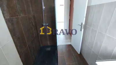 Apartment with Bar Frontage in Medina de Pomar photo 2