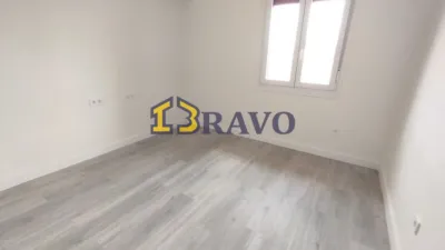 Apartment with Bar Frontage in Medina de Pomar photo 16