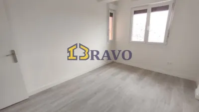 Apartment with Bar Frontage in Medina de Pomar photo 12