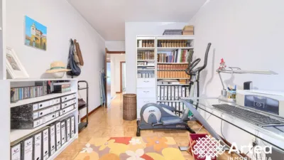 Apartment on Calle de Julián Zugazagoitia, 7 photo 32