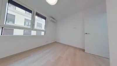 Apartment on Calle de Gerona photo 25