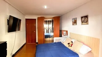 Piso en calle Hernani photo 8