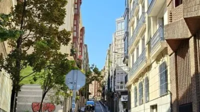 Piso en calle Hernani photo 17