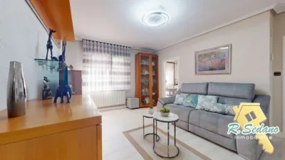 Apartment on Paseo Peatonal Dolores Ibárruri photo 2