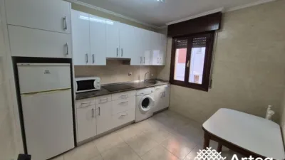 Apartment on Maestro Zubeldia Street photo 4