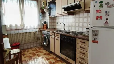 Flat on Calle Luis Iruarrizaga photo 9