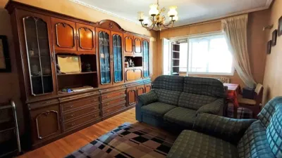 Flat on Calle Luis Iruarrizaga photo 5