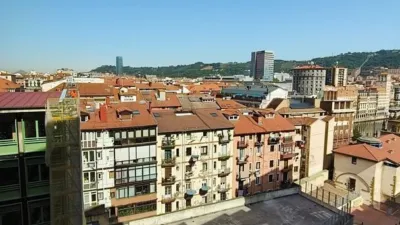 Flat on Calle Luis Iruarrizaga photo 8