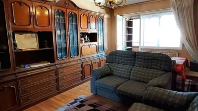 Flat on Calle Luis Iruarrizaga photo 2