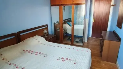 Flat on Calle Luis Iruarrizaga photo 15