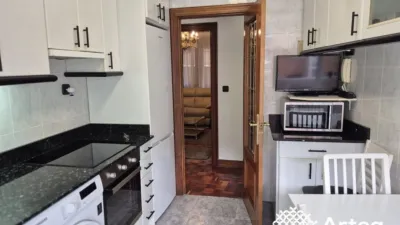 Apartment in Iralabarri photo 5