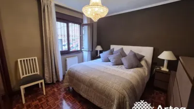Apartment in Iralabarri photo 12