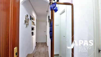 Apartment for sale on Calle del Archivo de Simancas photo 18