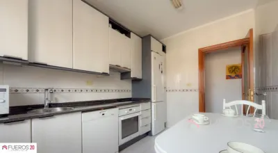 Apartment in Basurto photo 8