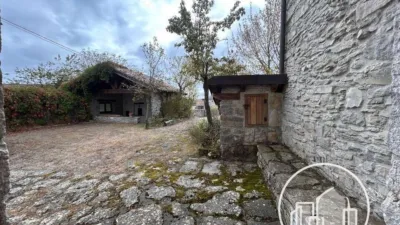 House in Valle de Losa photo 4