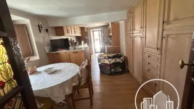 House in Villanueva de Mena photo 53