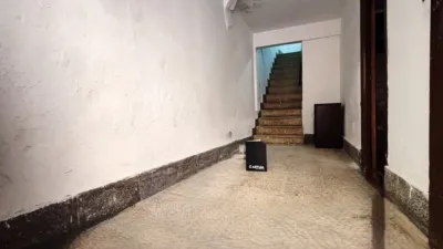 House in the Centre photo 2