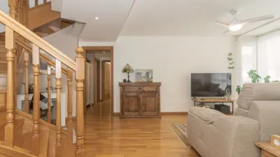 Duplex penthouse in Villava - Atarrabia photo 4