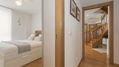 Duplex penthouse in Villava - Atarrabia photo 16