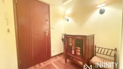 Apartment on Calle María Díaz de Haro photo 2