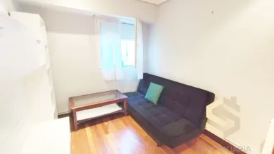 Apartment on Calle del Siglo XX photo 11