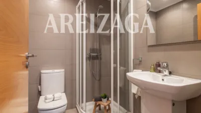 Apartment on Pablo Sarasate Street photo 32