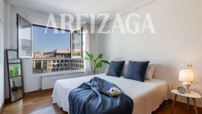 Apartment on Pablo Sarasate Street photo 16