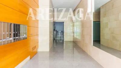 Apartment on Pablo Sarasate Street photo 36