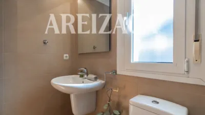 Apartment on Pablo Sarasate Street photo 22
