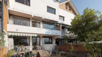 Casa adosada en venta en Eguzkimendi Auzunea, Bidebieta (San Sebastián - Donostia) de 850.000 €