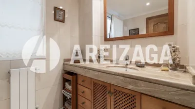 Piso en venta en Ondarreta Pasealekua, Antiguo Ondarreta (San Sebastián - Donostia) de 1.250.000 €