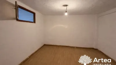Piso en venta en Calle de las Cortes, Zabala (Distrito Ibaiondo. Bilbao) de 150.000 €