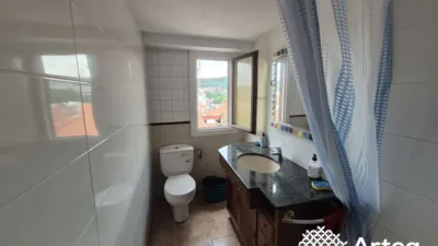 Piso en venta en Calle de las Cortes, Zabala (Distrito Ibaiondo. Bilbao) de 150.000 €