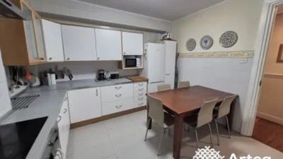 Piso en venta en Calle de Ronda, Casco Viejo - Zazpi Kaleak (Distrito Ibaiondo. Bilbao) de 348.000 €