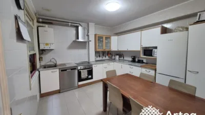 Piso en venta en Calle de Ronda, Casco Viejo - Zazpi Kaleak (Distrito Ibaiondo. Bilbao) de 348.000 €