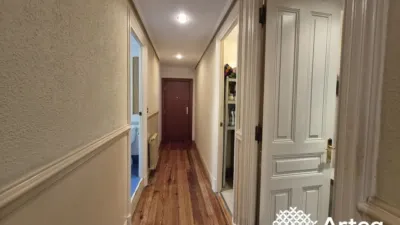 Piso en venta en Calle de Ronda, Casco Viejo - Zazpi Kaleak (Distrito Ibaiondo. Bilbao) de 348.000 €