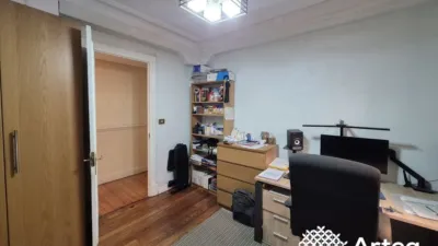 Piso en venta en Calle de Ronda, Casco Viejo - Zazpi Kaleak (Distrito Ibaiondo. Bilbao) de 348.000 €