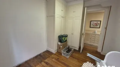 Piso en venta en Calle de Ronda, Casco Viejo - Zazpi Kaleak (Distrito Ibaiondo. Bilbao) de 348.000 €