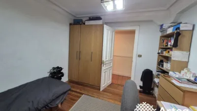 Piso en venta en Calle de Ronda, Casco Viejo - Zazpi Kaleak (Distrito Ibaiondo. Bilbao) de 348.000 €