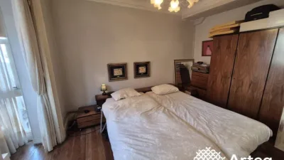 Piso en venta en Calle de Ronda, Casco Viejo - Zazpi Kaleak (Distrito Ibaiondo. Bilbao) de 348.000 €