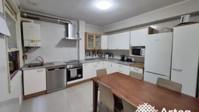 Piso en venta en Calle de Ronda, Casco Viejo - Zazpi Kaleak (Distrito Ibaiondo. Bilbao) de 348.000 €
